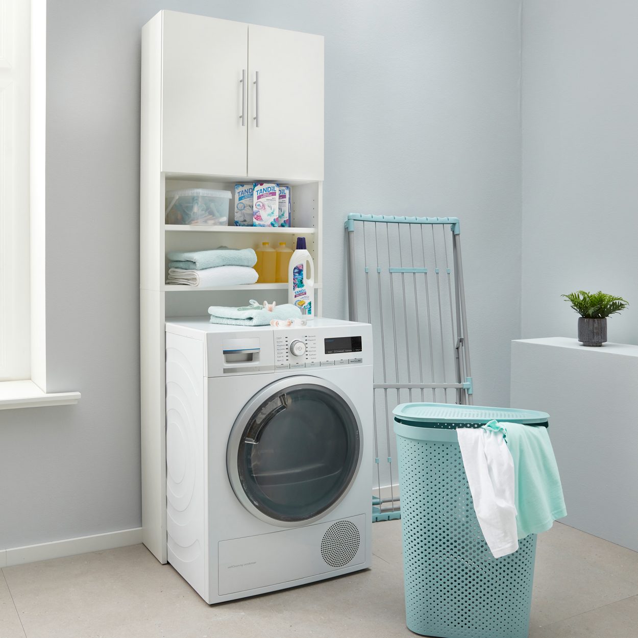 Waschmaschinenüberschrank Home Creation bei Aldi im Angebot