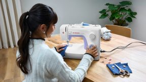 Freiarm-Nähmaschine