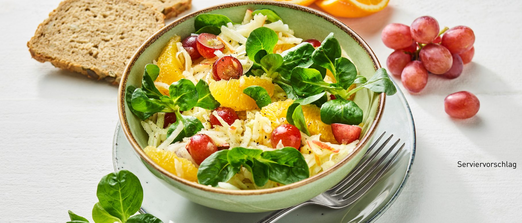 Winterlicher Feldsalat mit Orangen und Trauben – Rezepte von ALDI Nord Winterlicher Feldsalat mit Orangen und Trauben – Rezepte von ALDI Nord