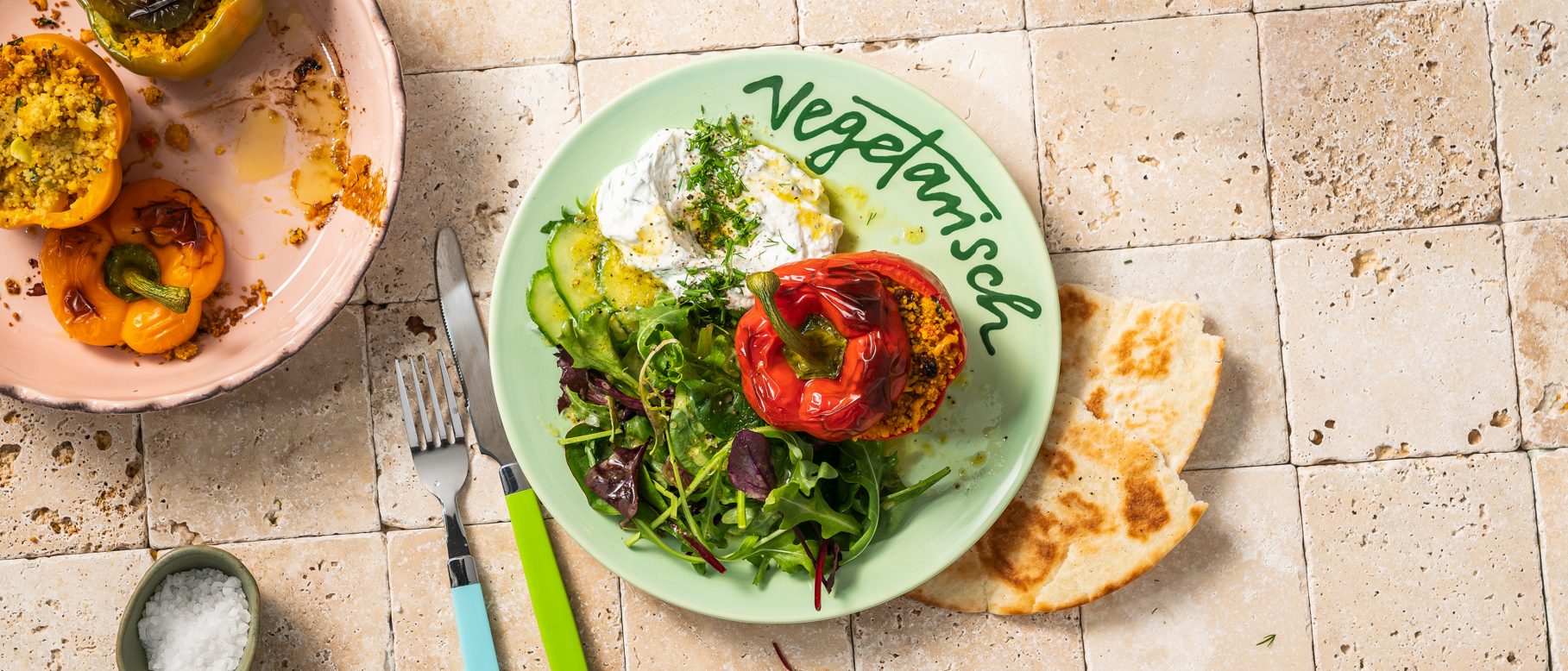 Paprika mit CouscousFüllung und Salat (vegetarisch) Rezepte von ALDI